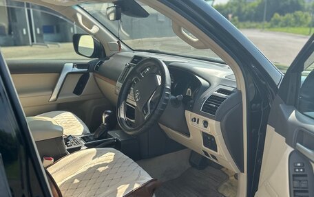 Toyota Land Cruiser Prado 150 рестайлинг 2, 2019 год, 4 000 000 рублей, 9 фотография