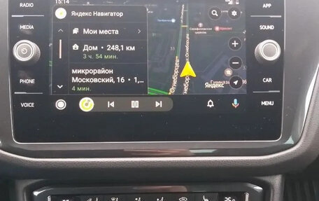 Volkswagen Tiguan II, 2018 год, 2 200 000 рублей, 4 фотография