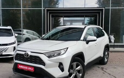 Toyota RAV4, 2020 год, 2 800 000 рублей, 1 фотография