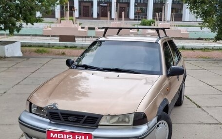 Daewoo Nexia I рестайлинг, 2003 год, 89 999 рублей, 3 фотография