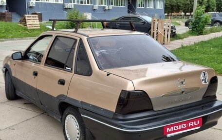 Daewoo Nexia I рестайлинг, 2003 год, 89 999 рублей, 8 фотография