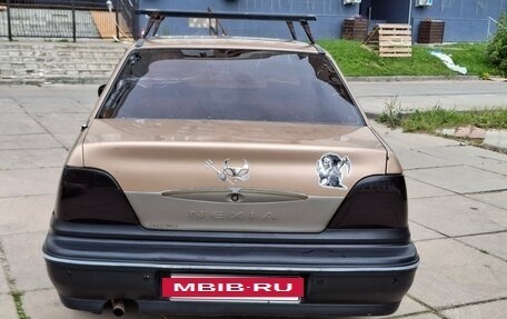 Daewoo Nexia I рестайлинг, 2003 год, 89 999 рублей, 9 фотография