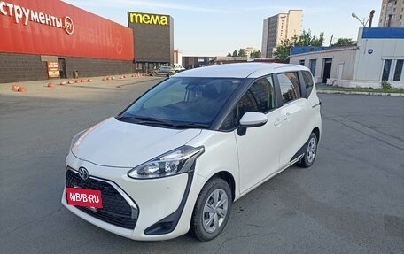 Toyota Sienta II, 2020 год, 1 650 000 рублей, 8 фотография