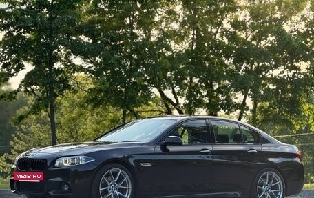 BMW 5 серия, 2016 год, 2 585 000 рублей, 3 фотография