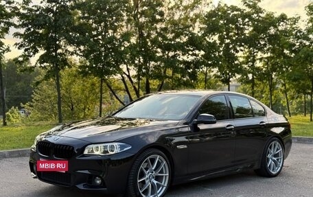 BMW 5 серия, 2016 год, 2 585 000 рублей, 2 фотография