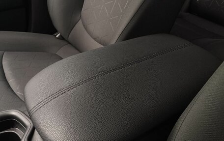 Toyota RAV4, 2020 год, 2 800 000 рублей, 32 фотография
