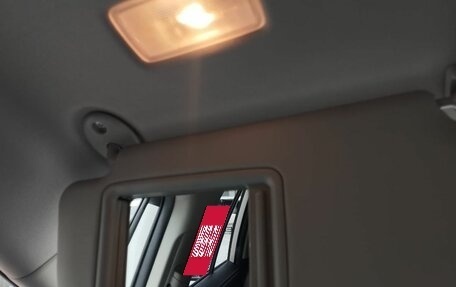 Toyota RAV4, 2020 год, 2 800 000 рублей, 38 фотография