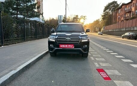 Toyota Land Cruiser 200, 2015 год, 13 500 000 рублей, 3 фотография