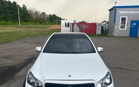 Mercedes-Benz E-Класс, 2014 год, 1 700 000 рублей, 2 фотография