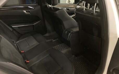 Mercedes-Benz E-Класс, 2014 год, 1 700 000 рублей, 14 фотография