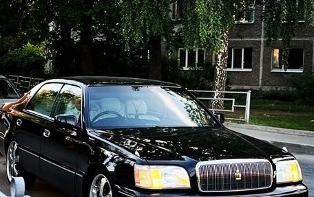 Toyota Crown Majesta, 1996 год, 900 000 рублей, 2 фотография