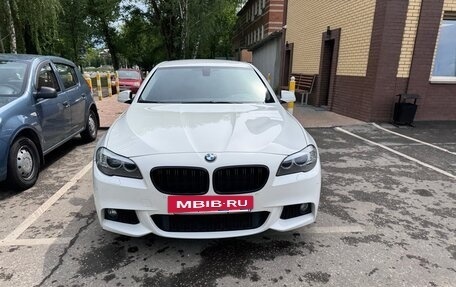 BMW 5 серия, 2012 год, 1 700 000 рублей, 2 фотография