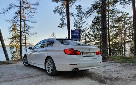 BMW 5 серия, 2014 год, 2 900 000 рублей, 3 фотография