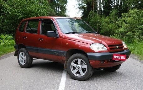 Chevrolet Niva I рестайлинг, 2008 год, 650 000 рублей, 3 фотография