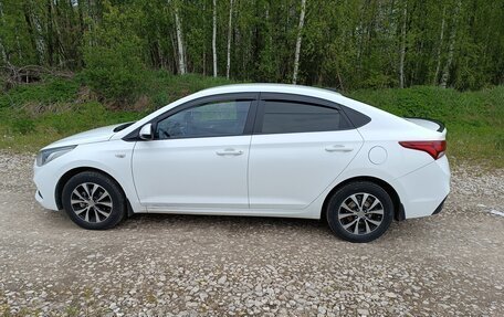 Hyundai Solaris II рестайлинг, 2017 год, 1 350 000 рублей, 4 фотография