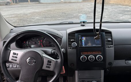 Nissan Navara (Frontier), 2010 год, 1 250 000 рублей, 13 фотография