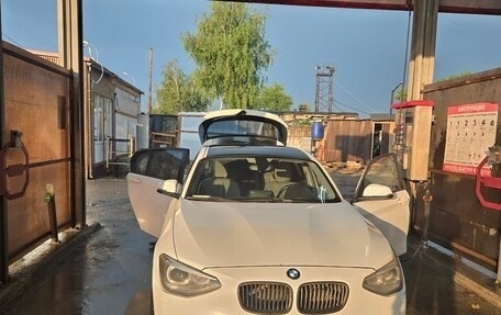 BMW 1 серия, 2011 год, 1 300 000 рублей, 5 фотография
