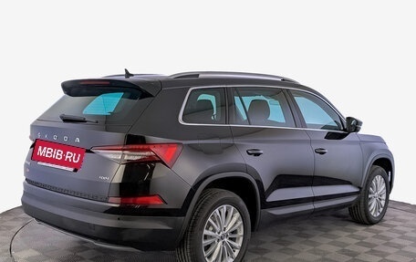 Skoda Kodiaq I, 2025 год, 5 300 000 рублей, 2 фотография