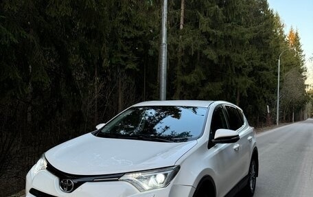 Toyota RAV4, 2016 год, 2 050 000 рублей, 5 фотография