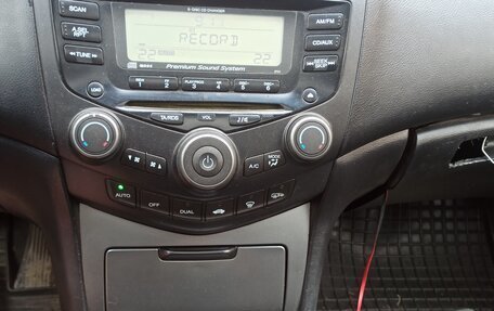 Honda Accord VII рестайлинг, 2008 год, 600 000 рублей, 29 фотография