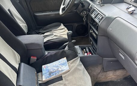 Mitsubishi Space Runner II, 1995 год, 185 000 рублей, 9 фотография
