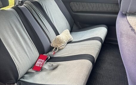 Mitsubishi Space Runner II, 1995 год, 185 000 рублей, 8 фотография