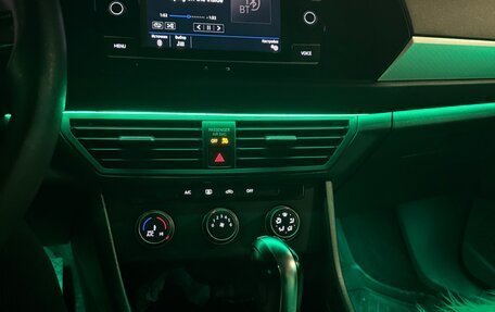 Volkswagen Jetta VII, 2020 год, 1 750 000 рублей, 32 фотография