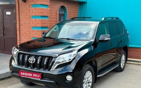 Toyota Land Cruiser Prado 150 рестайлинг 2, 2017 год, 3 900 000 рублей, 4 фотография