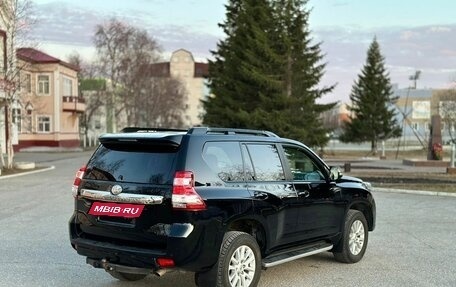 Toyota Land Cruiser Prado 150 рестайлинг 2, 2017 год, 3 900 000 рублей, 7 фотография