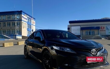 Toyota Camry, 2019 год, 2 450 000 рублей, 6 фотография