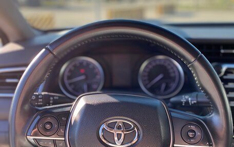 Toyota Camry, 2019 год, 2 450 000 рублей, 15 фотография