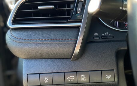 Toyota Camry, 2019 год, 2 450 000 рублей, 16 фотография