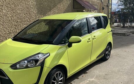 Toyota Sienta II, 2017 год, 1 300 000 рублей, 8 фотография