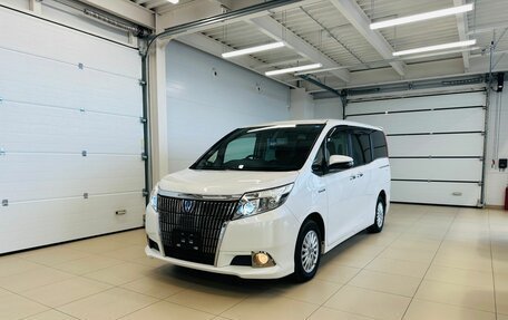 Toyota Esquire I, 2015 год, 2 249 900 рублей, 2 фотография