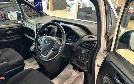 Toyota Esquire I, 2015 год, 2 249 900 рублей, 10 фотография