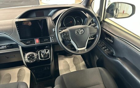 Toyota Esquire I, 2015 год, 2 249 900 рублей, 15 фотография