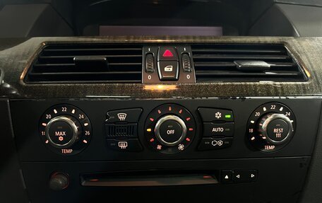 BMW 5 серия, 2005 год, 930 000 рублей, 18 фотография