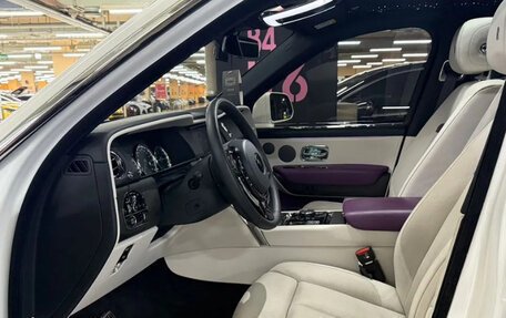 Rolls-Royce Cullinan, 2022 год, 30 240 000 рублей, 16 фотография