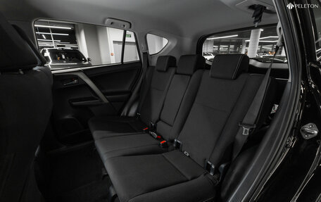 Toyota RAV4, 2017 год, 2 240 000 рублей, 14 фотография
