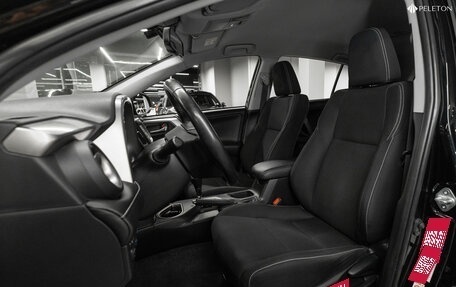 Toyota RAV4, 2017 год, 2 240 000 рублей, 11 фотография