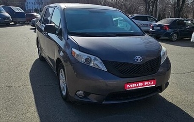 Toyota Sienna III, 2010 год, 1 150 000 рублей, 1 фотография
