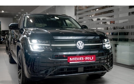 Volkswagen Teramont I, 2024 год, 7 540 000 рублей, 2 фотография