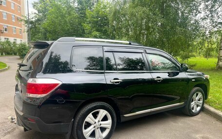 Toyota Highlander III, 2012 год, 2 200 000 рублей, 6 фотография