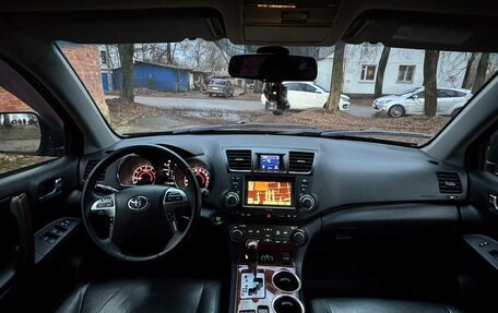 Toyota Highlander III, 2012 год, 2 200 000 рублей, 26 фотография