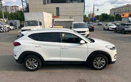 Hyundai Tucson III, 2018 год, 1 890 000 рублей, 2 фотография