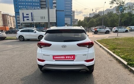 Hyundai Tucson III, 2018 год, 1 890 000 рублей, 3 фотография
