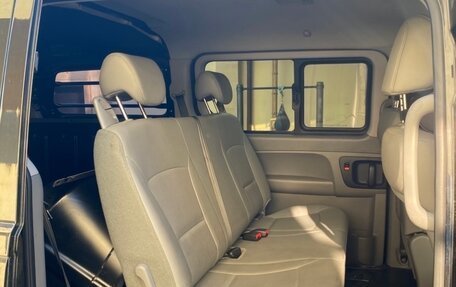 Hyundai Grand Starex Grand Starex I рестайлинг 2, 2020 год, 3 250 000 рублей, 9 фотография