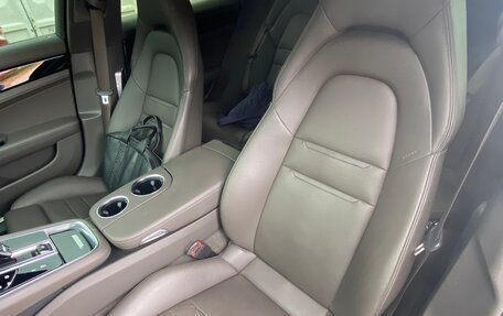 Porsche Panamera II рестайлинг, 2019 год, 12 фотография