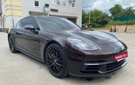 Porsche Panamera II рестайлинг, 2019 год, 8 фотография