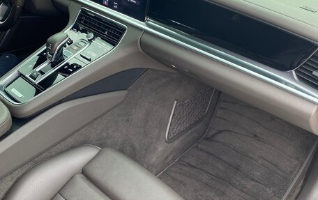 Porsche Panamera II рестайлинг, 2019 год, 19 фотография